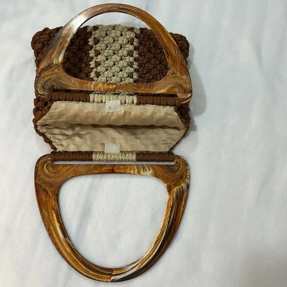 Vtg 70s Macrame Handbag Artisan Lucite Handle Brown Cream Lined Handmade Resort